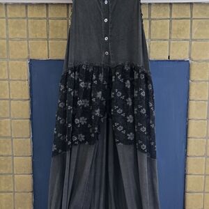 Black Floral Lace Maxi Dress